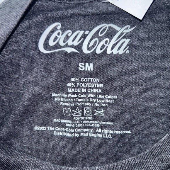 Nwt Men’s Small Coca Cola SS TShirt Best Pop - Picture 4 of 6